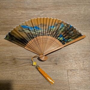 NEW!! Chinese traditional folding silk Fan